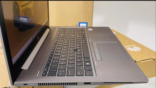 وضوح نمایشگر لپ تاپ HP ZBook 15u G6